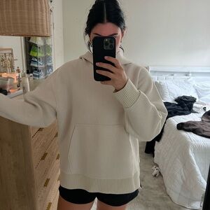 Zara Cream Women's Hoodie Sweater